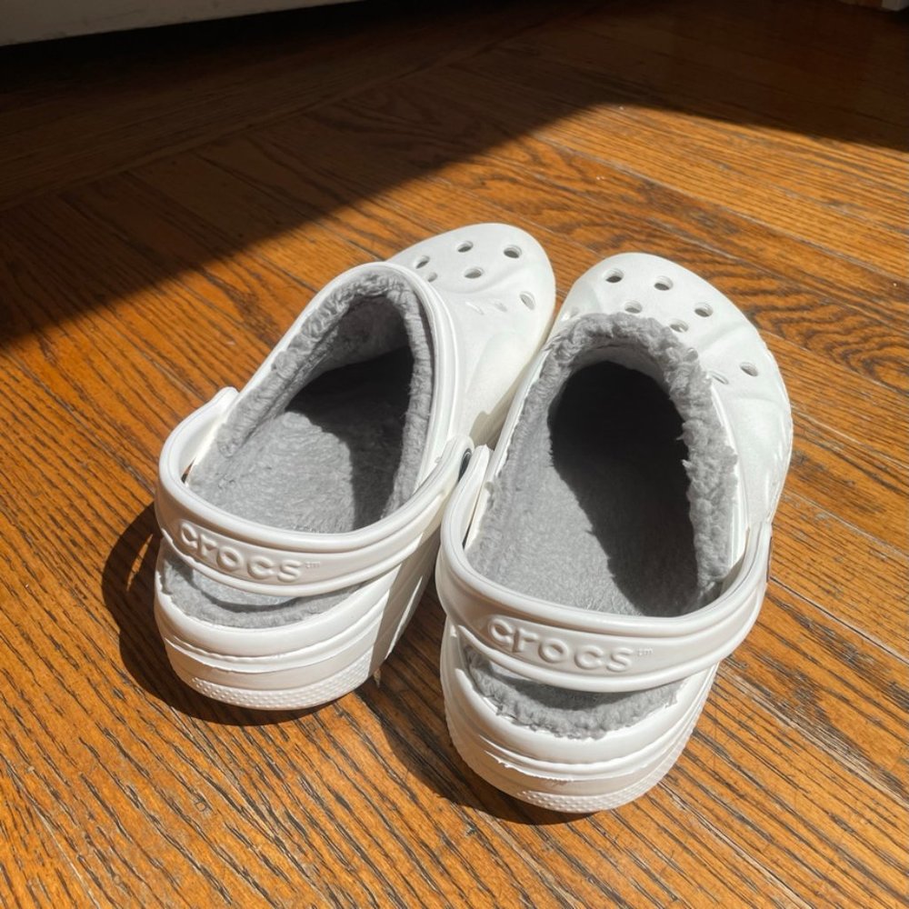 Crocs Classic Fuzz-Lined Clog In White - image 6